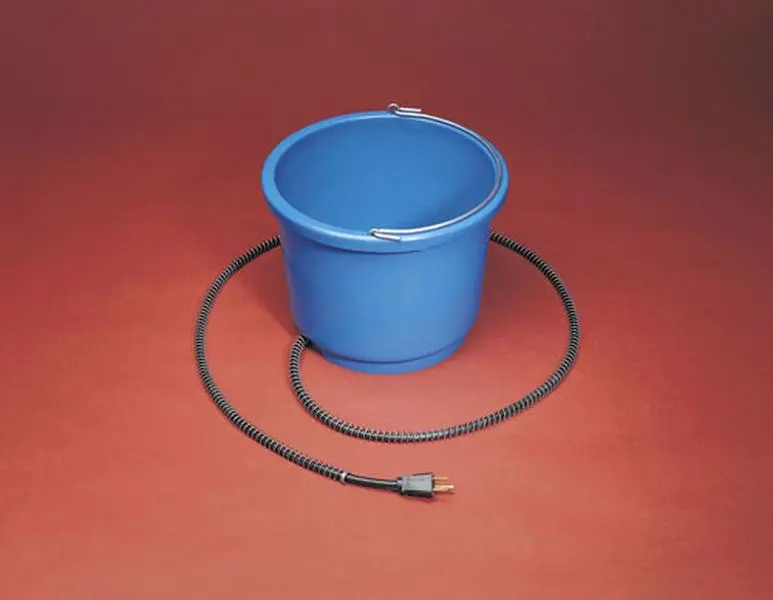 ALLIED PRECISION ALLIEDPR9HB Heated 9 Quart Bucket for Medium to Large Dogs