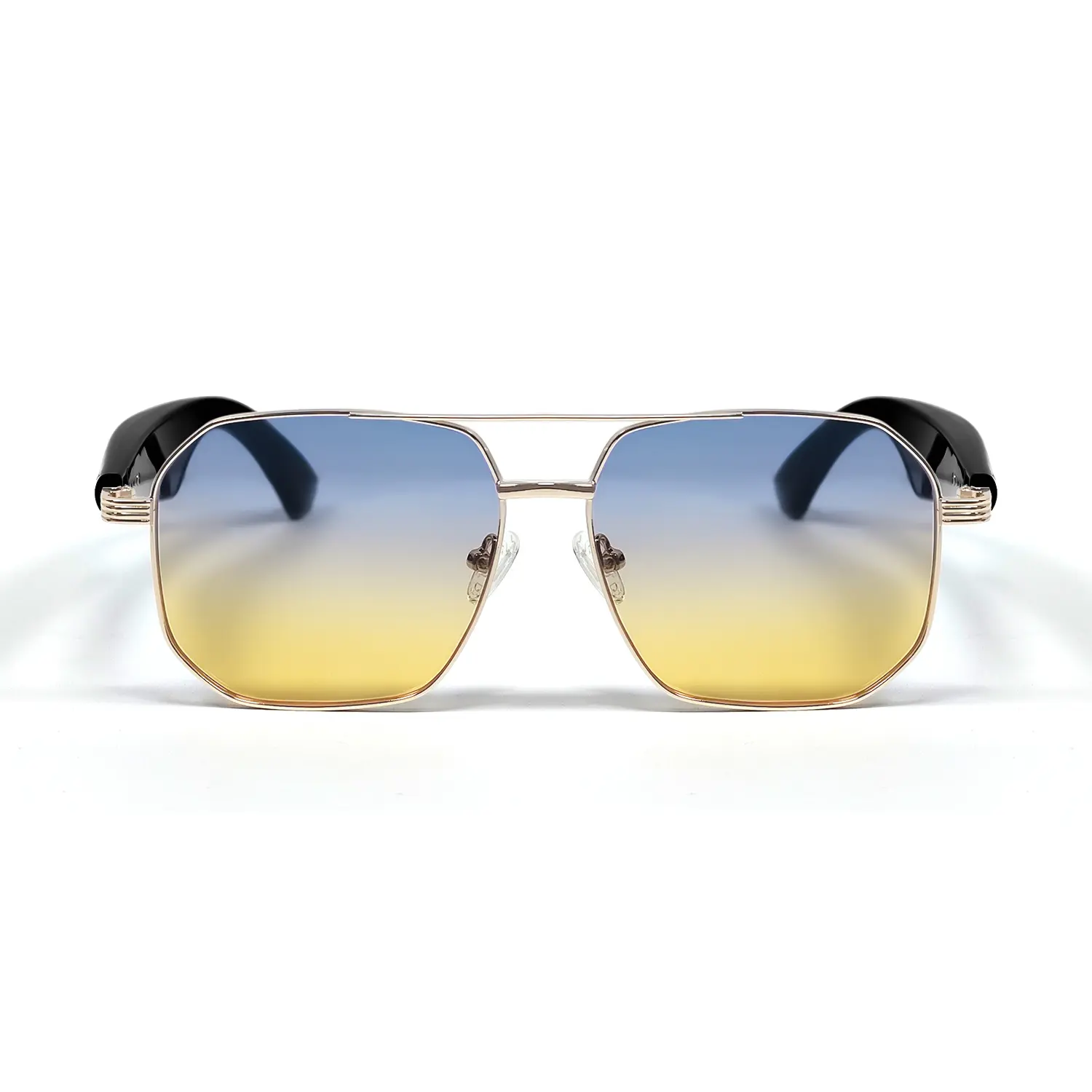 Multifunctional sunglasses, Bluetooth connection for listening to music and making phone calls, UV protection, suitable for multiple scenarios