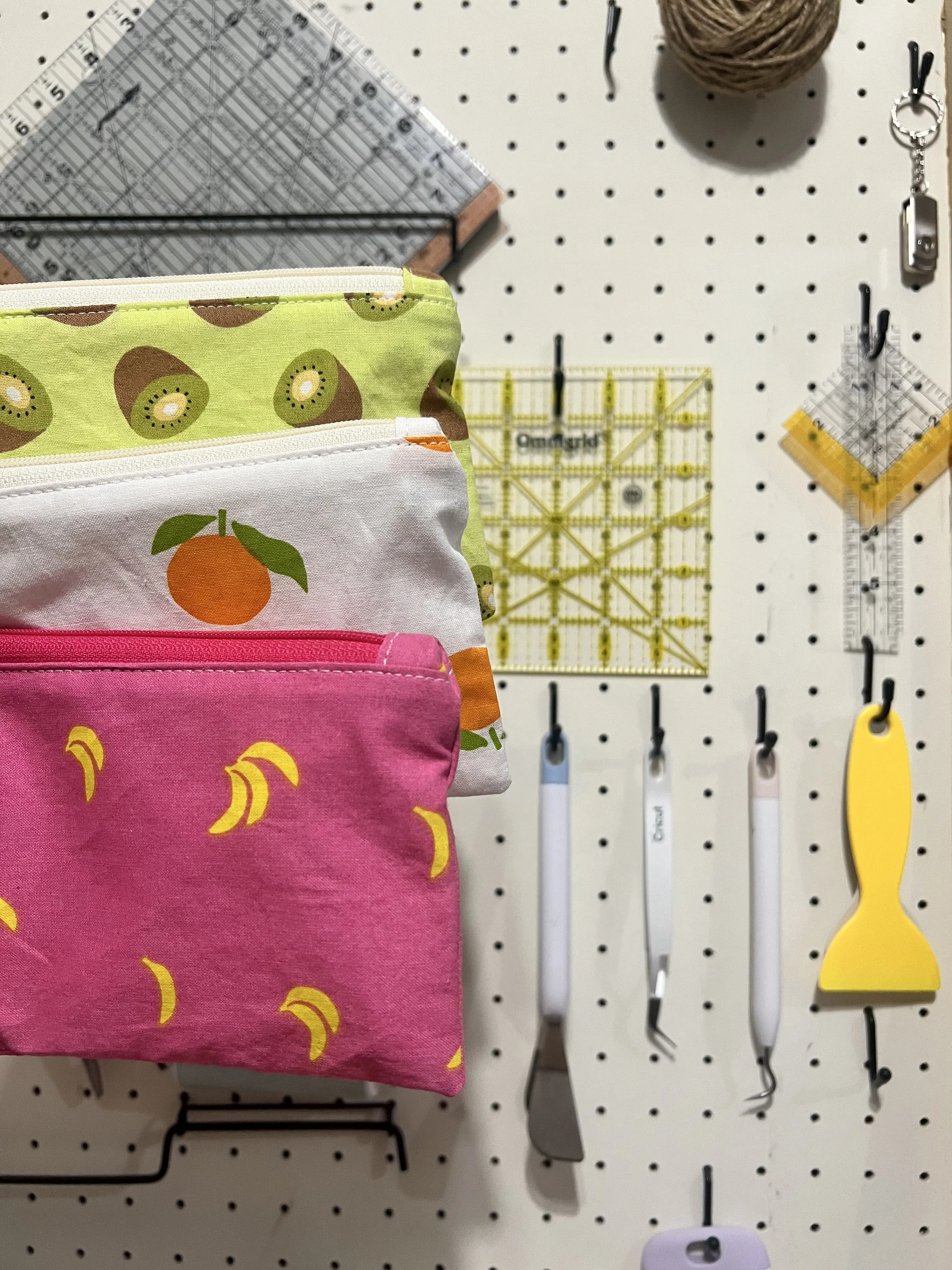 Reusable snack bags, reusable sandwich bag, kids snack bags, kiwi snack bag, fruit snack bag, washable snack bag Waterproof