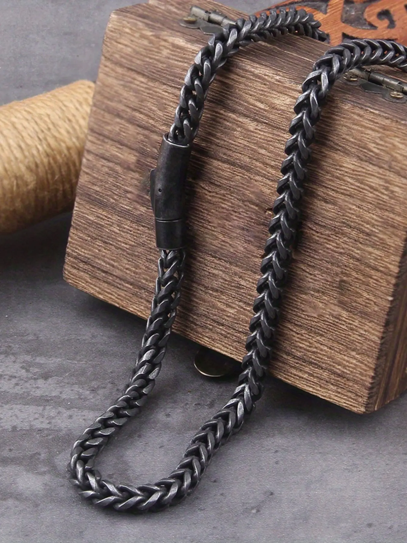 Viking Style Vintage Men's Necklace Stainless Steel Cuban Link Chain Trendy Hip Hop Women's Punk Rock Motorcycle Link Design Party Accessory Gift