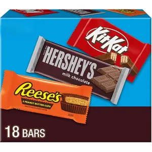HERSHEY'S, KIT KAT and REESE'S Assorted Milk Chocolate Candy Variety Box, Halloween Candy, 27.3 oz (18 Count)