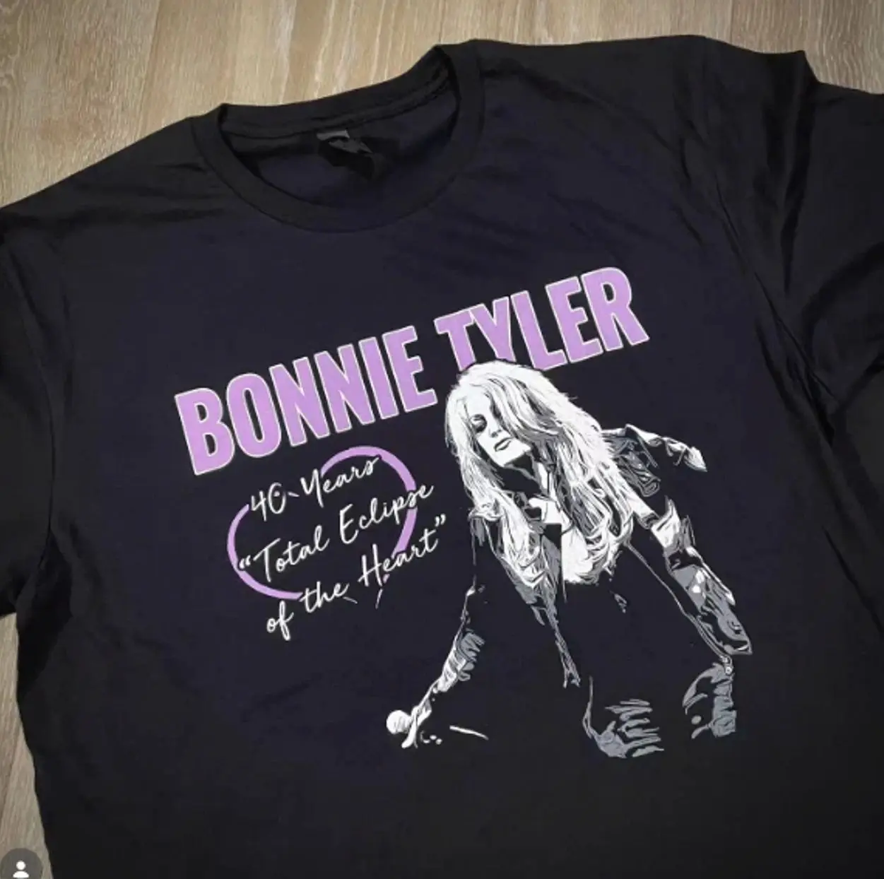 Bonnie Tyler Singer Gift For Fan Unisex Black T- Shirt Full Size S-5XL SC732 1