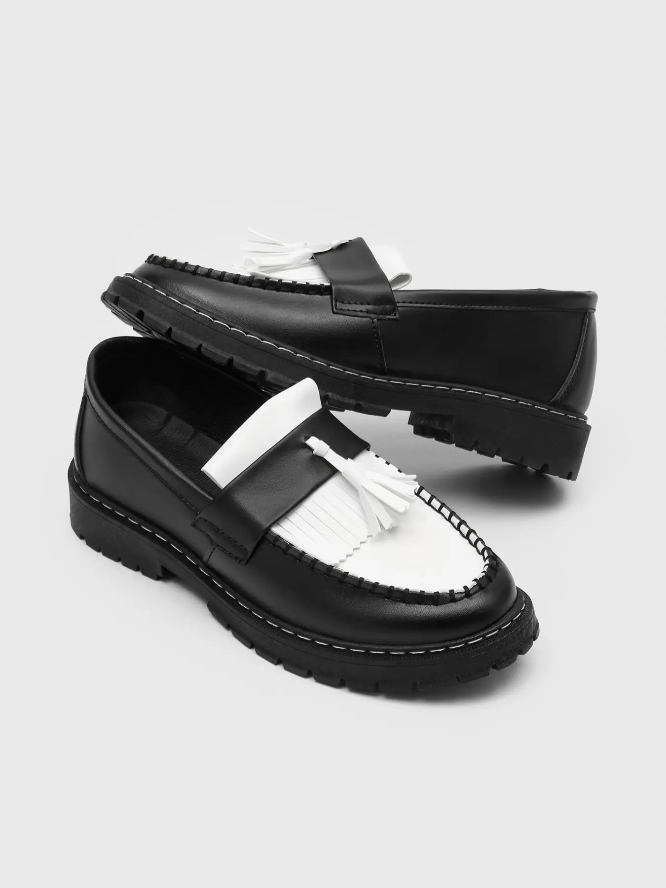 Men's Fashion Loafers New Casual Lightweight Slip-On Flat Business Style Fringe Design All-Season PU Leather Waterproof Comfortable Casual Business Shoes PU Leather Footwear