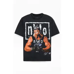 PacSun Men's WWE nWo Hulk Hogan T-Shirt - Multicolor