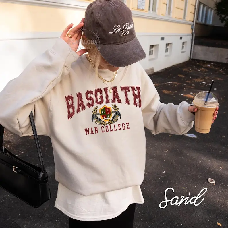 Basgiat war collage, Vintage Basgiath War College Sweatshirt, Fourth Wing Sweatshirt, Violet Sorrengail, Xaden Riorson, Fantasy Book Dragon