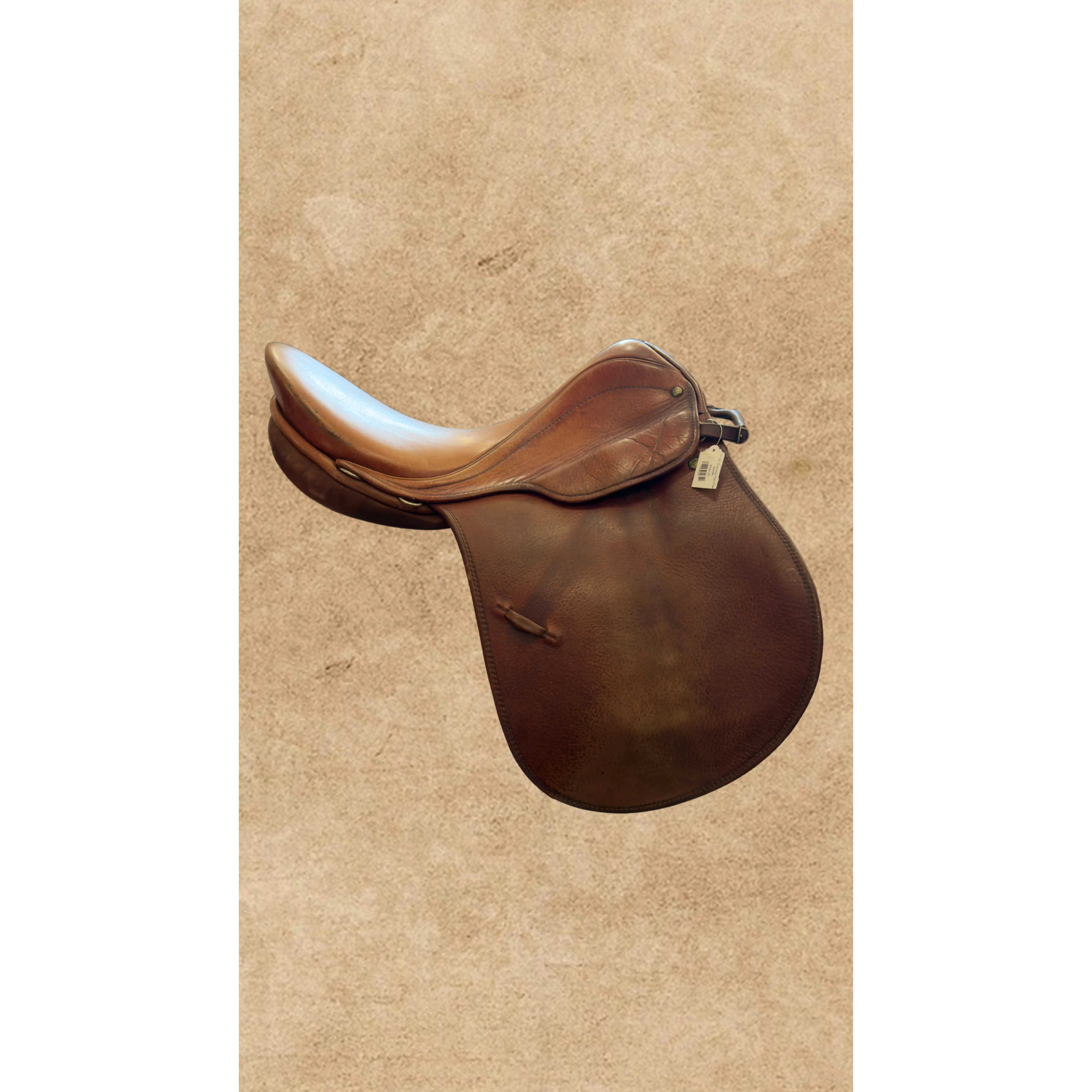 Pre-Owned 17.5in Classic Traditional Dressage Flex-Free English Saddle
