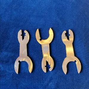 Elvis's Wing Cleaner