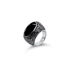 Black Onyx 925 Silver Ring •Chunky Ring with long Onyx Gemstone •Scroll work pattern •Vintage Look Silver Ring •Everyday Gift