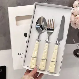 3-Piece Cutlery Set: Cute Cheese-Themed Dessert Spoon & Fork, Western-Style Stainless Steel Steak Knife & Fork