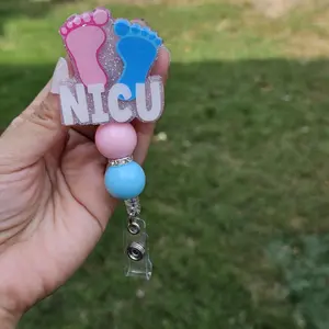 Nicu feet badge reel