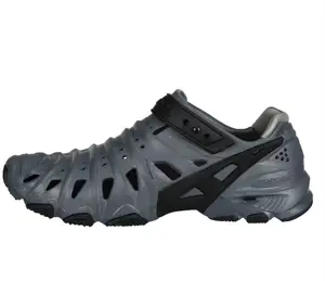 2.0 Closed Toe Water Shoes for Men