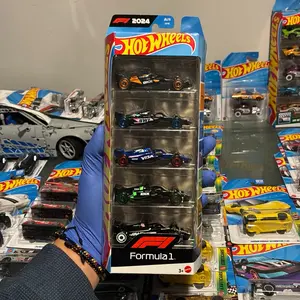 Hot Wheels FORMULA 1 2024 5 Pack MCLAREN-ALPINE-RB-SAUBER-MONEYGRAM Collectible Diecast Cars Set