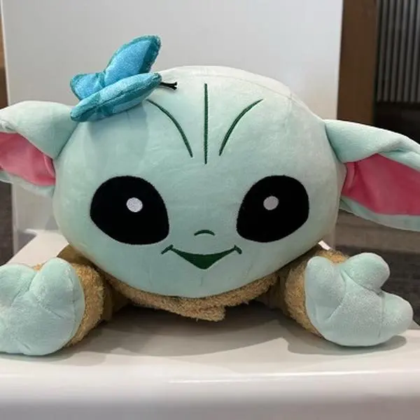 MINISO Star Wars Grogu Lying Pose Plush Doll – Soft Baby Yoda Stuffed Animal, Perfect Gift for Star Wars Fans, Cuddly Collectible Toy for Kids, Adults & Mandalorian Lovers!