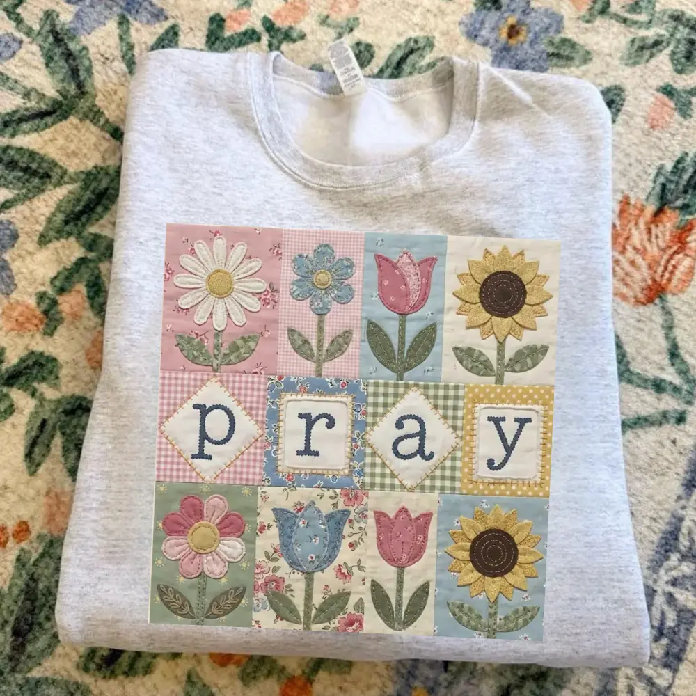 Pray Christian Shirt, Vintage Quilt Floral Graphic Tee, Cottagecore Faith T-Shirt, Cozy Grandma Core Shirt, Unisex Religious Graphic Tee