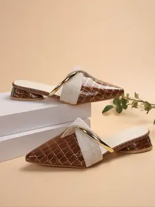 Women's 2026 Hot Trending Crocodile Embossed Mules, Pointed Toe Low Block Heel Shoes, Textured Metal Buckle All-match Footwear for Office & Daily Wear, Fashion Mules, Slip-on Shoes for Women & Girls