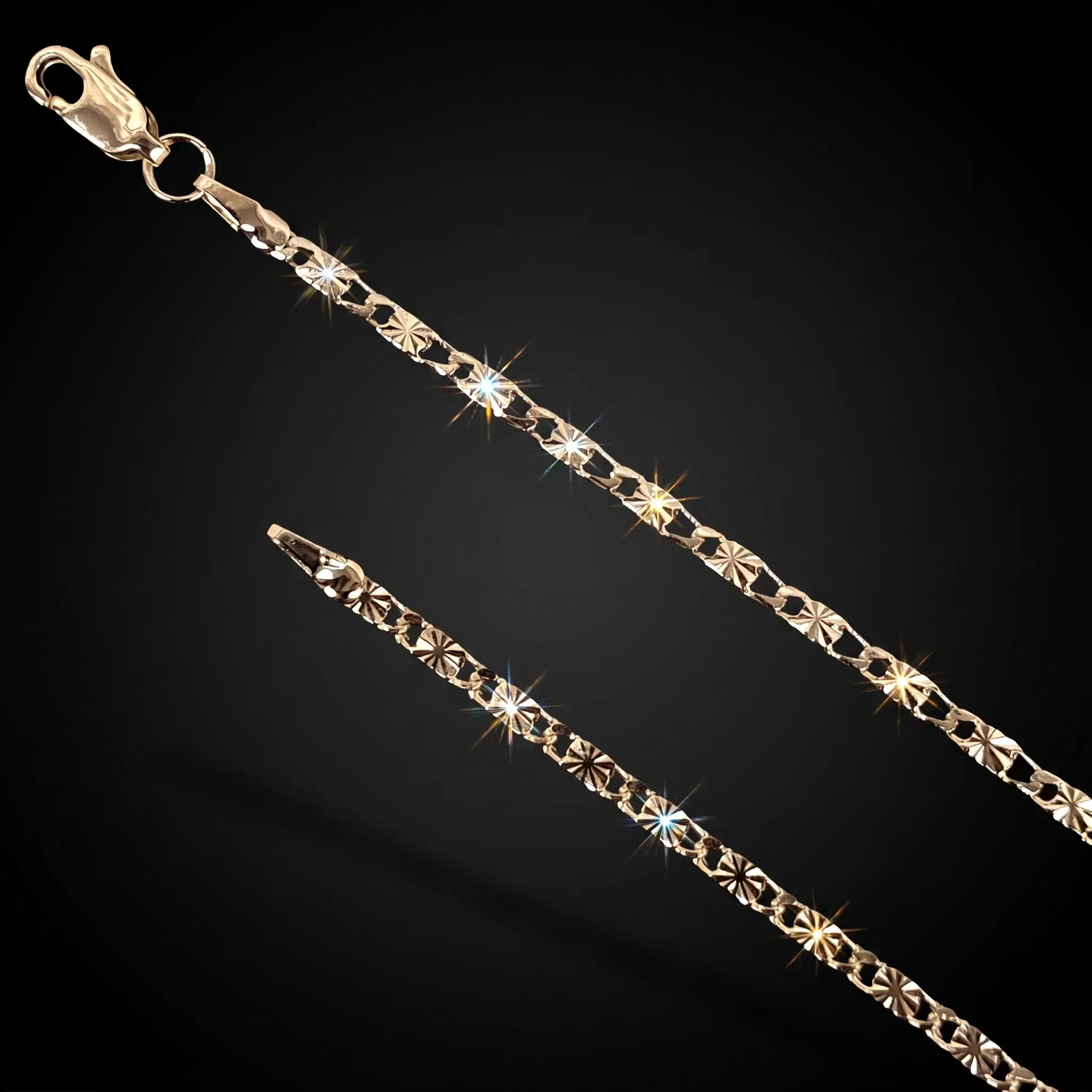 Generic Brand 18K Gold Filled Non-Tarnish Necklace, 2.5mm Criss Cut Mirror Chain, Unisex Design Streetwear Fashion Accessory, Lightweight for Daily Wear with Luxurious Look