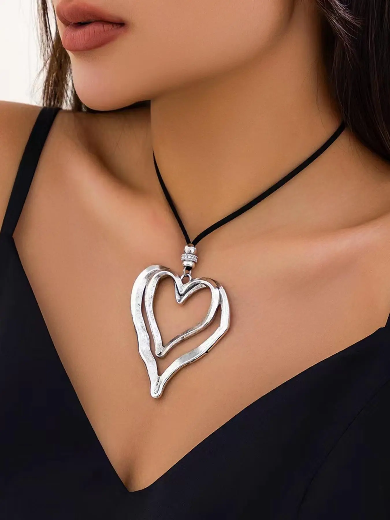 Hollow Out Double Layer Heart Design Pendant Necklace, Drop Necklaces, Love Necklace for Women, Minimalist Jewelry for Party, Daily Clothing Decor, All-match Jewelry for Birthday Gift, Fashion Accessory Necklace