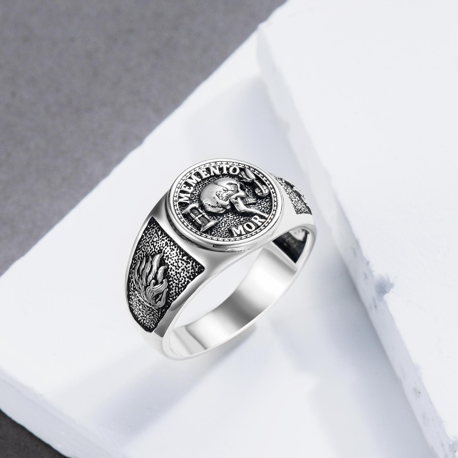 MEIDERBO Jewelry Memento Mori Signet Rings 925 Sterling Silver Gothic Skull Ring Stoic Momento Mori Jewelry Gifts for Men Women MEIDERBO Jewelry Memento Mori Signet Rings 925 Sterling Silver Gothic Skull Ring Stoic Momento Mori Jewelry Gifts for Men Women