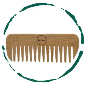 Eco Bamboo Hair Comb - Sustaining Haircare Tool