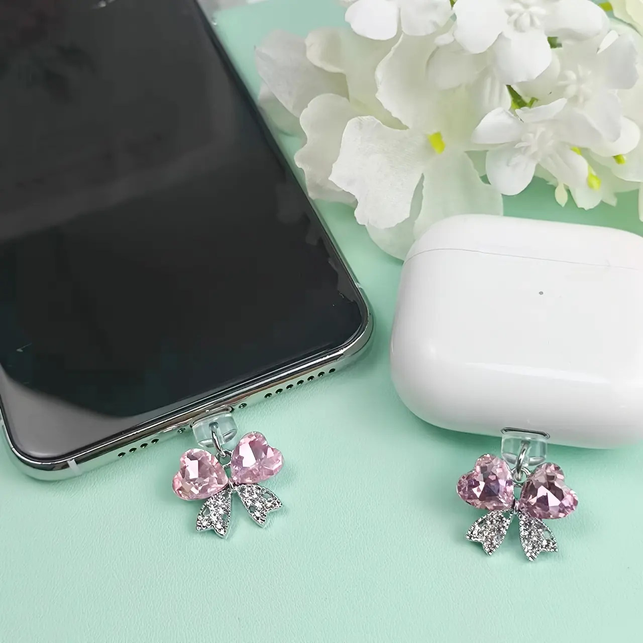 20241pc rhinestone butterfly mobile phone dust plug, suitable for type-c and iPhone interface mobile phones2025