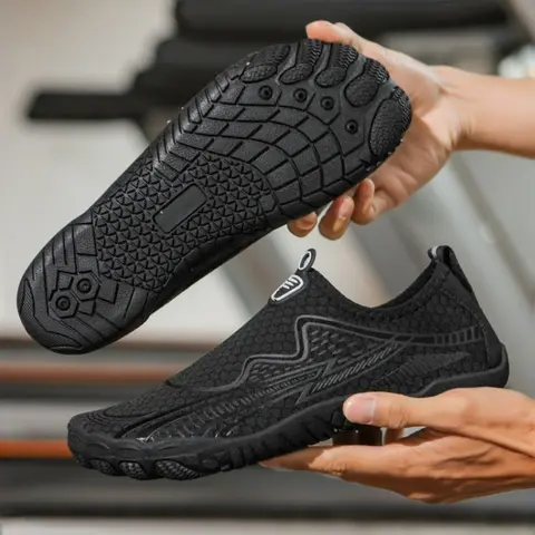 Unisex Outdoor Sporty Water Shoes, Quick Dry and Anti-Slip Features, Ideal for Swimming, Fitness, Rafting and Canyoning
