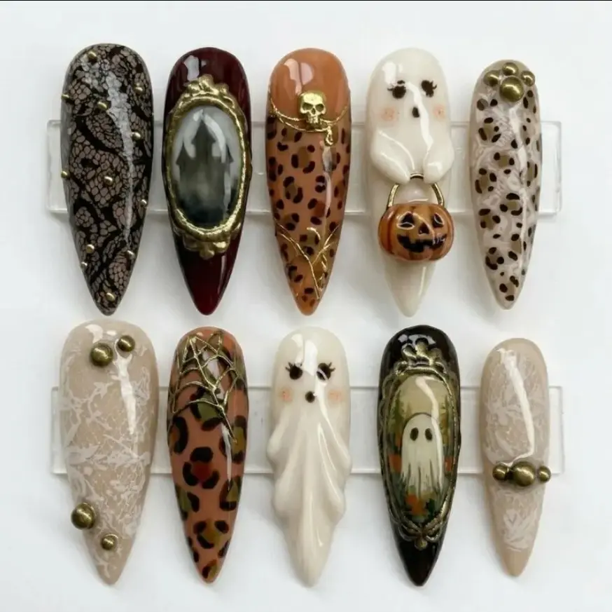 Autumn Halloween Press On Nails Set 3D Cute Ghost & Gold Charm Hand Painted Gif For Halloween Party, Cosplay Nails