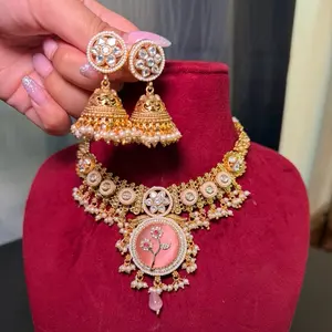 Traditional Indian Kundan Necklace Set with Pearls & Pink Pendant