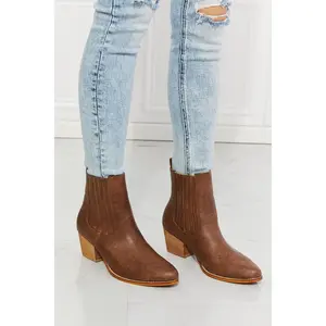 Heather's Stacked Heel Boot Chestnut