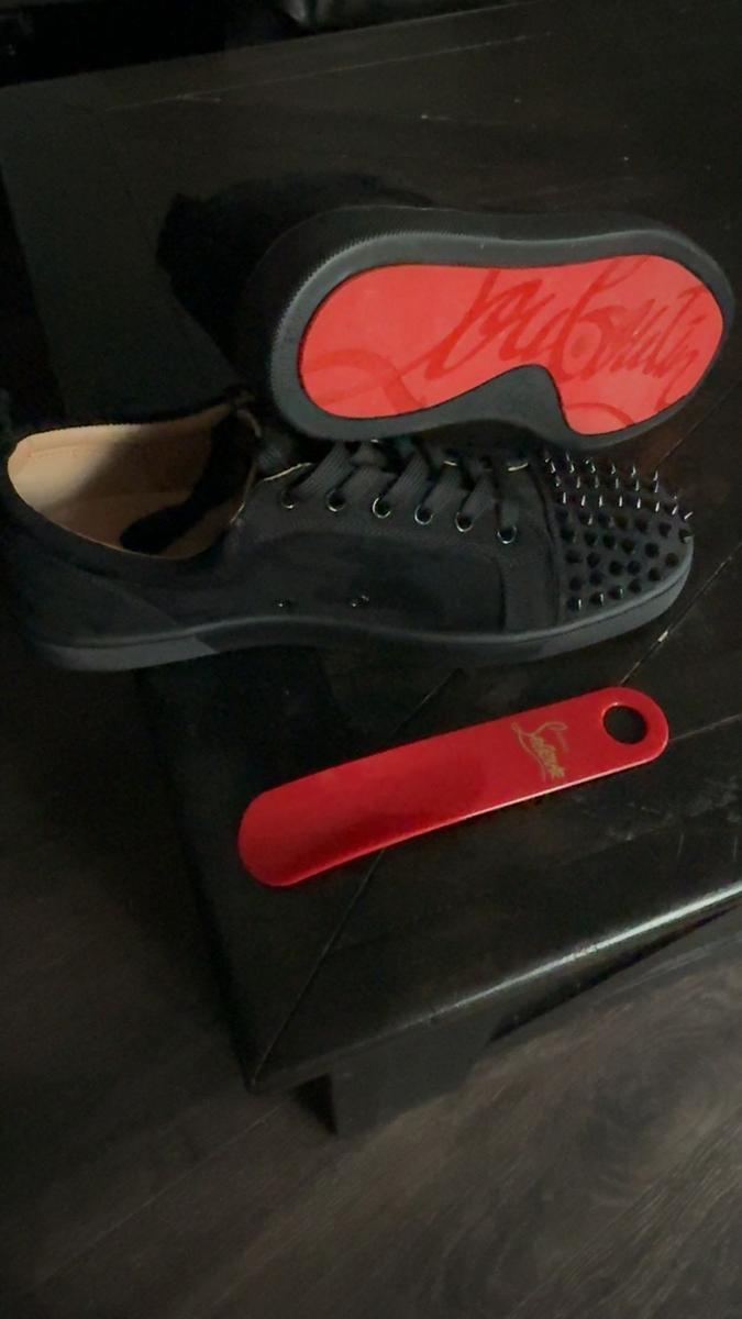 Item: Black, Men US11=EUR45