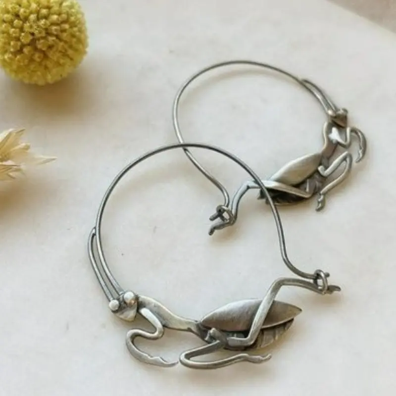 1 Pair of Fashionable, Retro and Cute Insect Ring, Creative Holiday Party Jewelry, Cute Jewelry Accessories, Dangly Earrings, Suitable for Daily Wear and Any Occasion, Is The Perfect Holiday Gift for Her