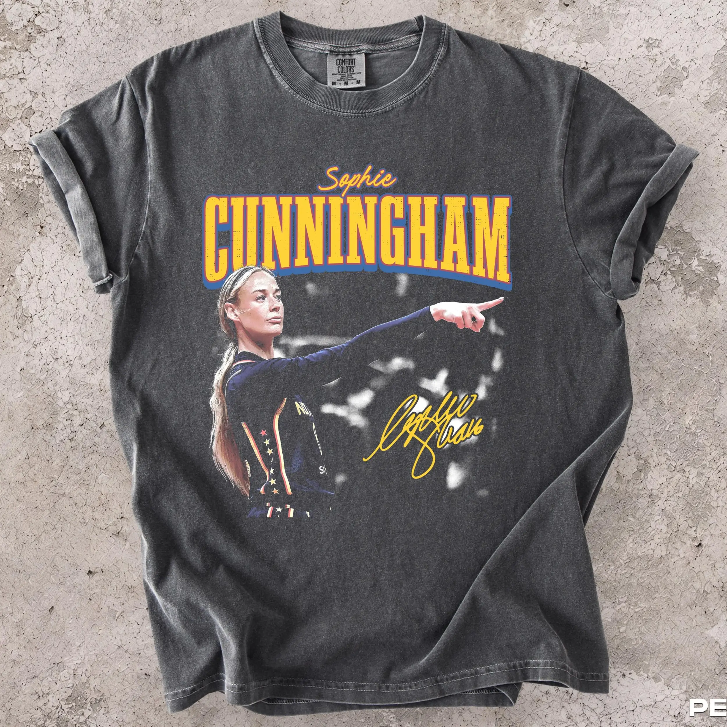 Comfort Colors Sophie Basketball Y2k Graphic Tee, Cunningham Pointing Meme Hoops Unisex T-Shirt - Perfect Gift for Fans