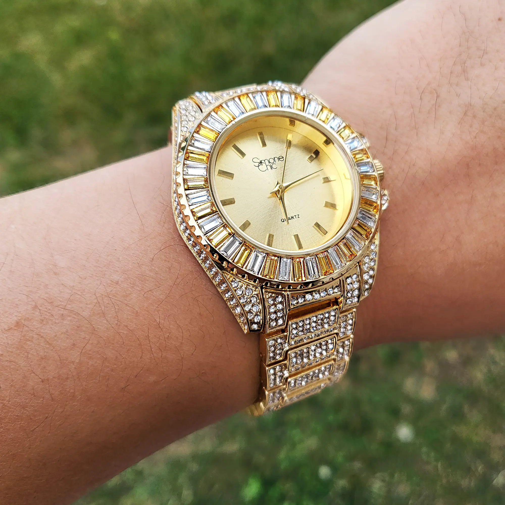 MaxBling81 Luxury Watches for Women, Gold-Tone Iced Metal Wristwatch with Cubic Zirconia Stones, Adjustable Band, Gift Box Included, Hip Hop, Removable Links, Stainless Steel, Gold-Plated, 38Mm, Analog Round, Quartz