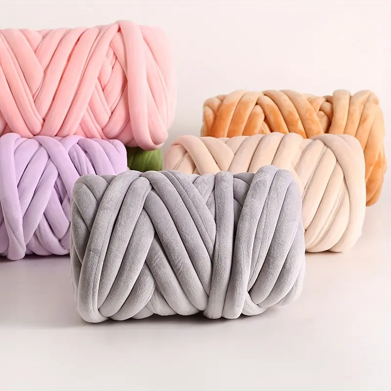 2025 Super Thick Soft Knit Icelandic Yarn 1 Roll Flannel Filled Chunky Wool for Hand Knitting DIY Knitting Supplies Cat Bed Pillow Blanket All Season Use