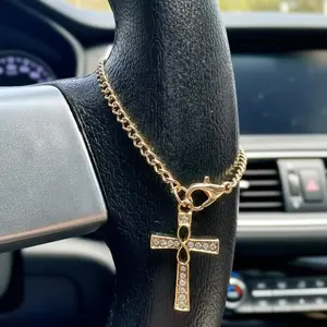 Adjustable Steering Wheel Decorative Piece, 15 Cm Long, Simple Style, Cute Design, Creative Rose Beaded Car Hanging Accessory, Car Interior Decoration, Car Hanging Decoration