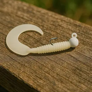 Cast Cult 5.5 inch Pearl Nite-Glo Grub
