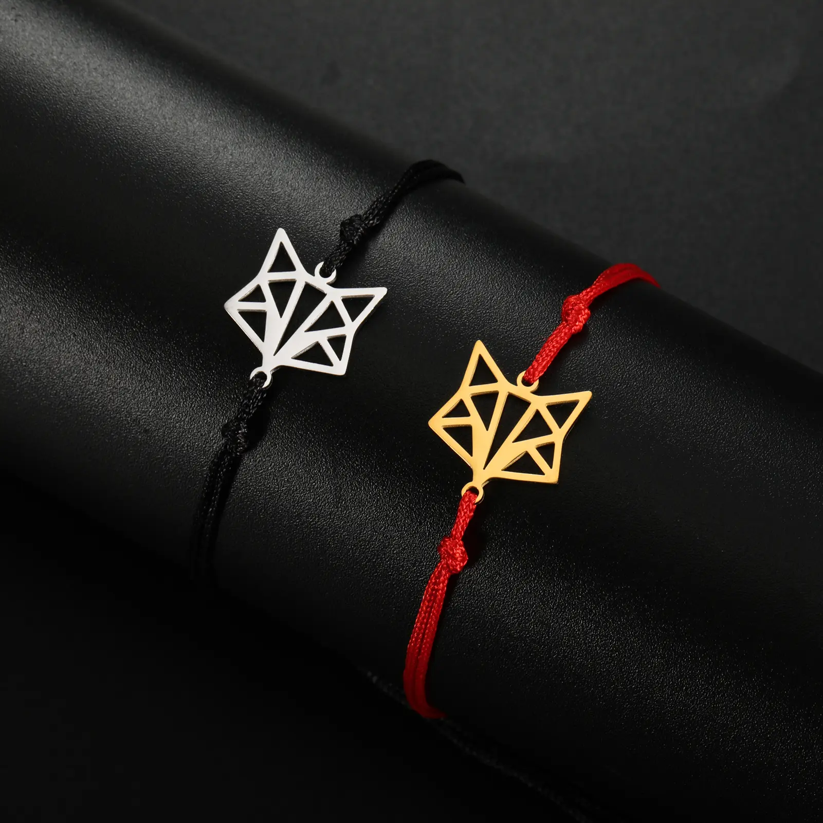 Cazador Animal Fox Hand Bracelets for Women Party Birthday Gift Charm Bracelet Stainless Steel Jewelry 2026 Wholesale Trendy