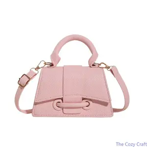 Trendy Niche Mini Crossbody Bag for Women, Versatile Casual Single‑Shoulder Purse, Sleek Fashion Handbag, Lightweight Daily Accessory, Compact Stylish Pouch for Urban Commuting, Streetwear Outings, Weekend Plans and Everyday Casual Matching