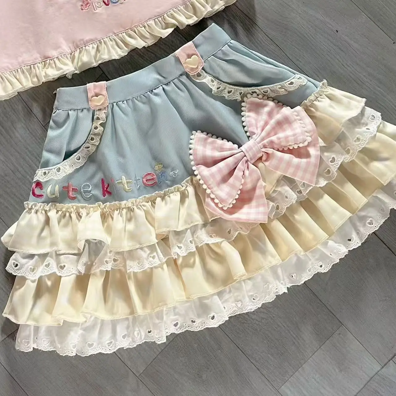 TOP  New summer style spliced bow lace trim cake skirt  subculture COOL