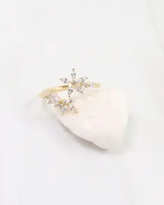 Carson CZ Flower Ring WR Gold
