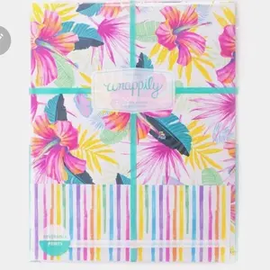 Wrappily ECO wrapping paper reversable print