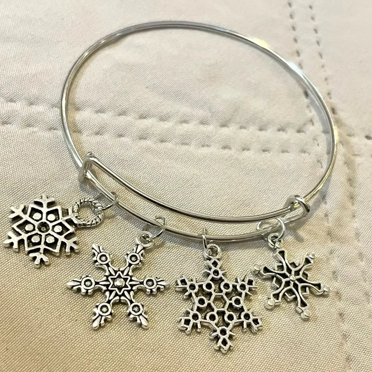 christmas bangle bracelet
