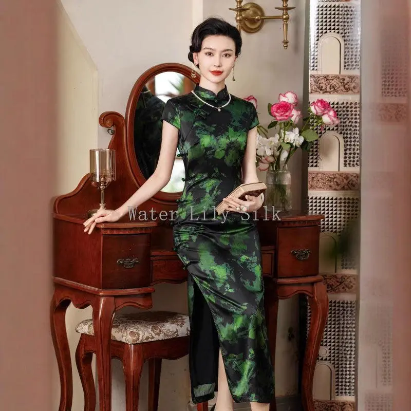 Green Mulberry Silk Ink Wash Floral Qipao Dress | Neo-Chinese Cheongsam, Elegant Modern Oriental Dress, Elegant Evening / Daily Wear