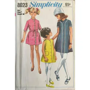 Simplicity 8023 Sewing Pattern (Vintage) UNCUT