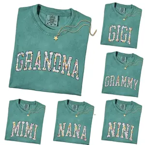 Comfort Colors Custom Grandma Light Green T-Shirt  Personalized Family Gift  Floral Mama Nana Auntie Mimi Gigi Grammy Shirt  Mother's Day Gift - DarkFlex