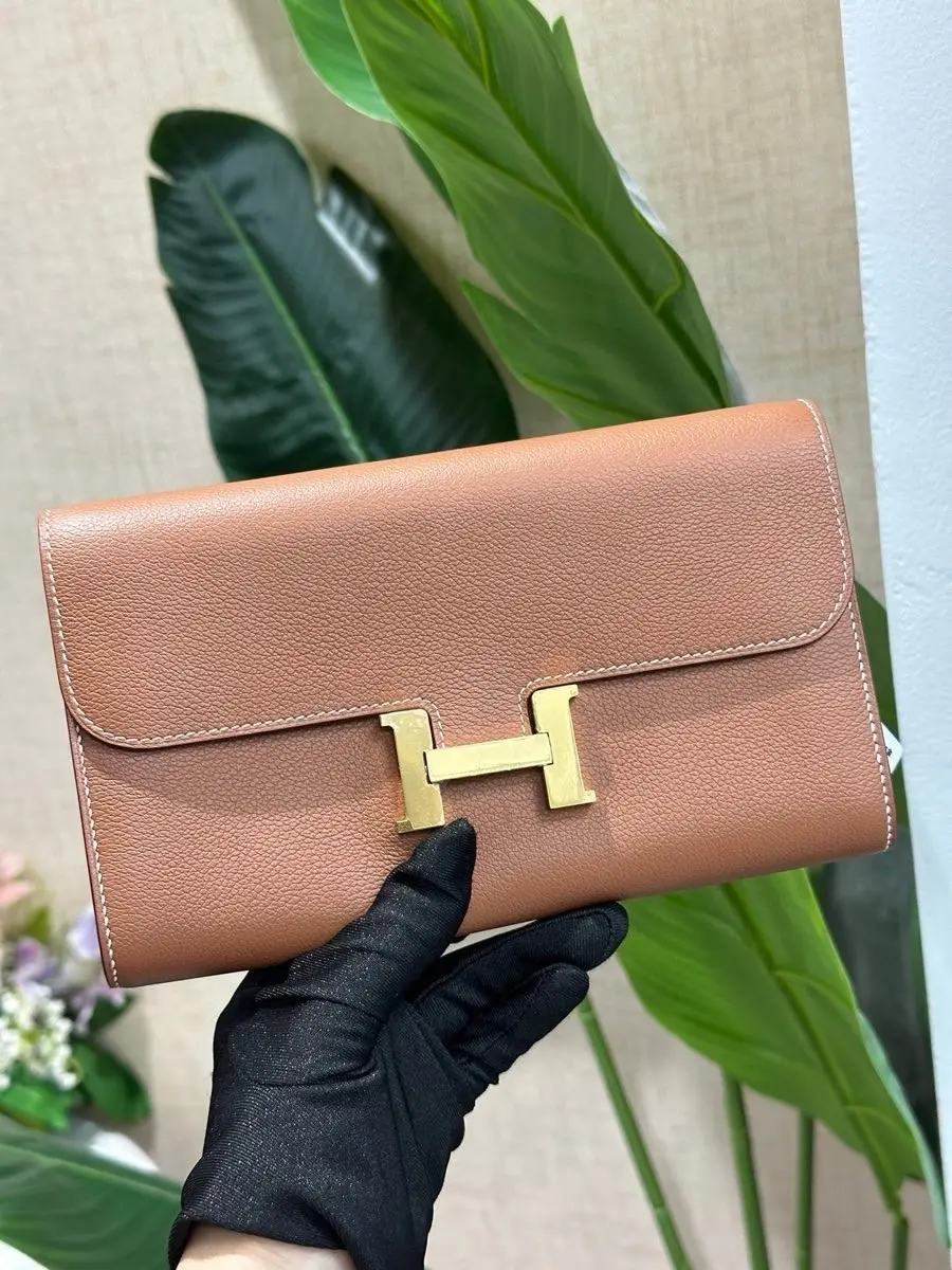 Pre-owned HERMÈS Hermes Constance Gold Hardware Evercolor Leather, Woven Multicolor Short Strap B Stamp Bag 2412932