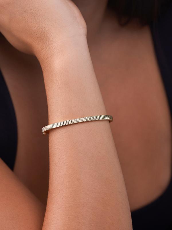 Justine Ribbed Dainty Bracelet