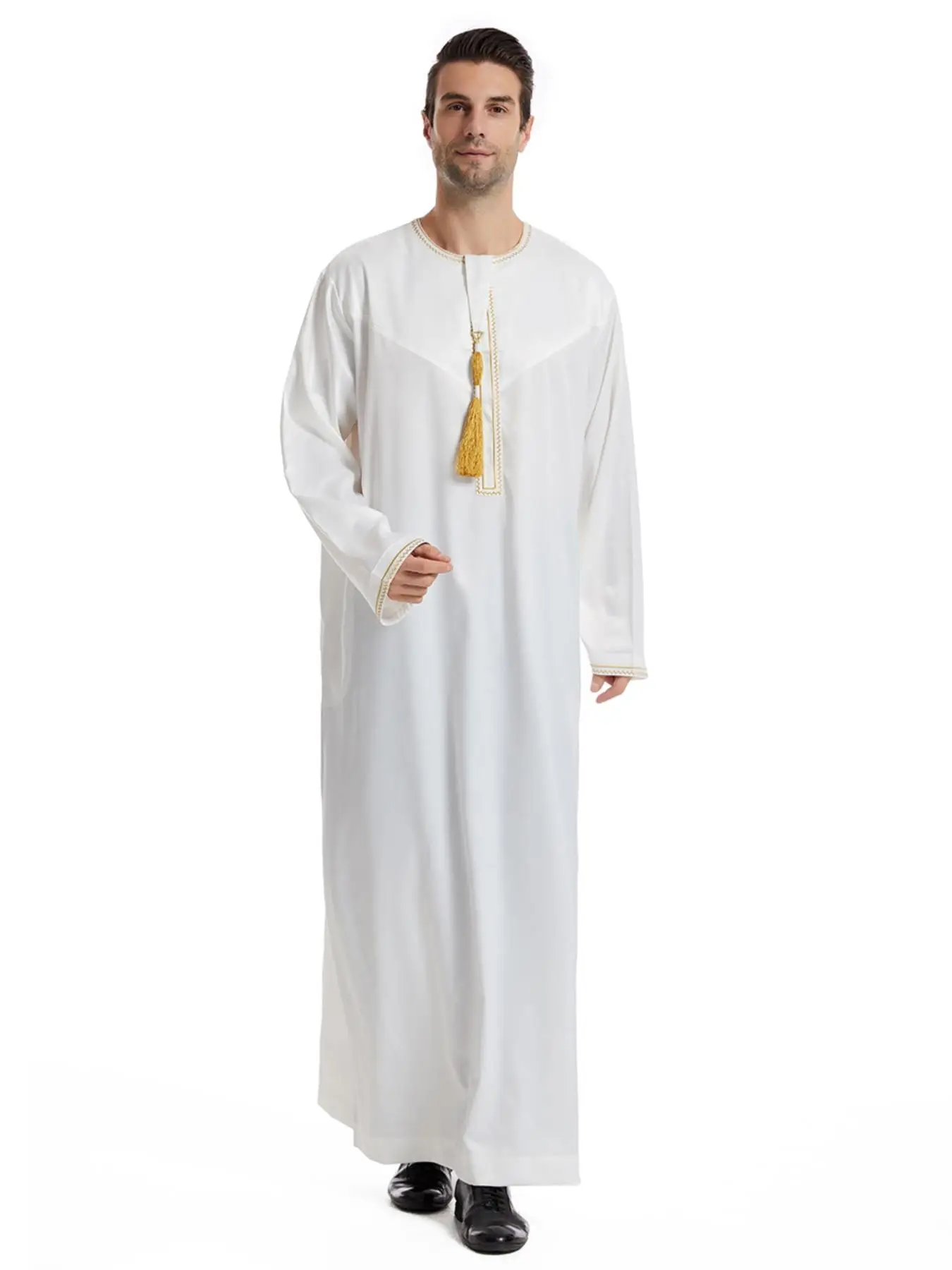 Men's High-End Luxury Ethnic Omani Cloak with Embroidery Design, Traditional Attire for Special Occasions, Elegant Formal Robe for Stylish Men