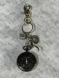 Snake Dice Keychain Bag Charm Design, Unisex Couple Accessory, Pants Decoration, Stylish and Unique, Perfect Gift for Him and Her, Pendant Keychain
