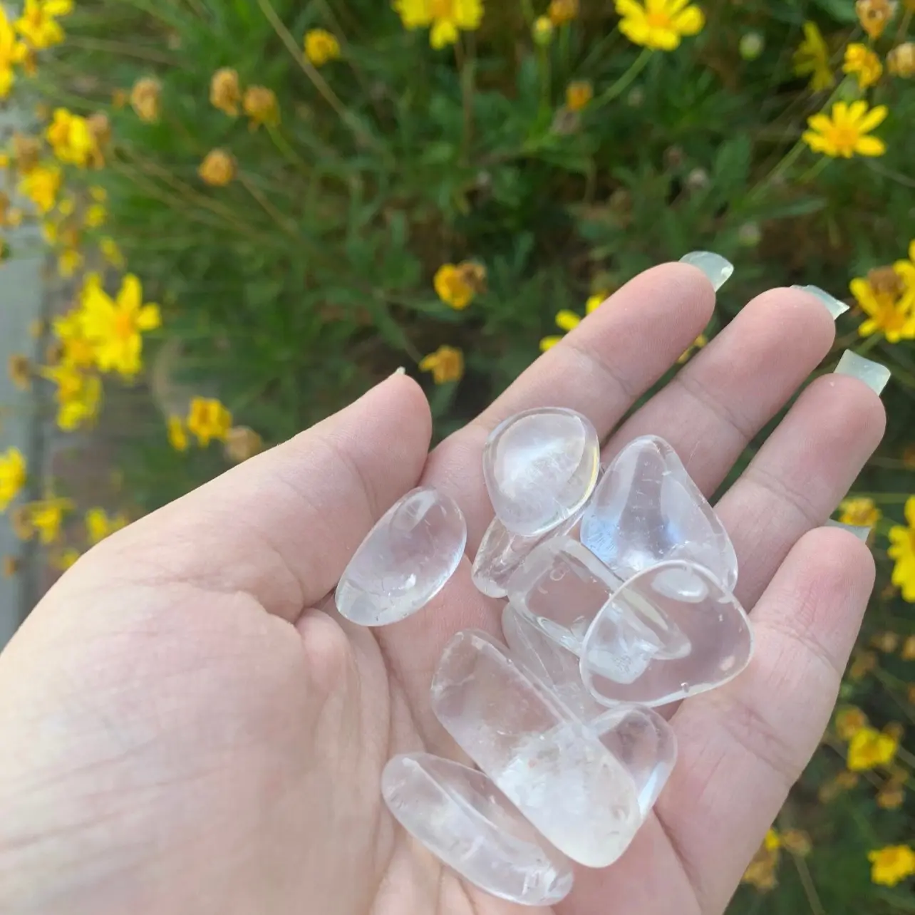 Clear quartz small crystal stone