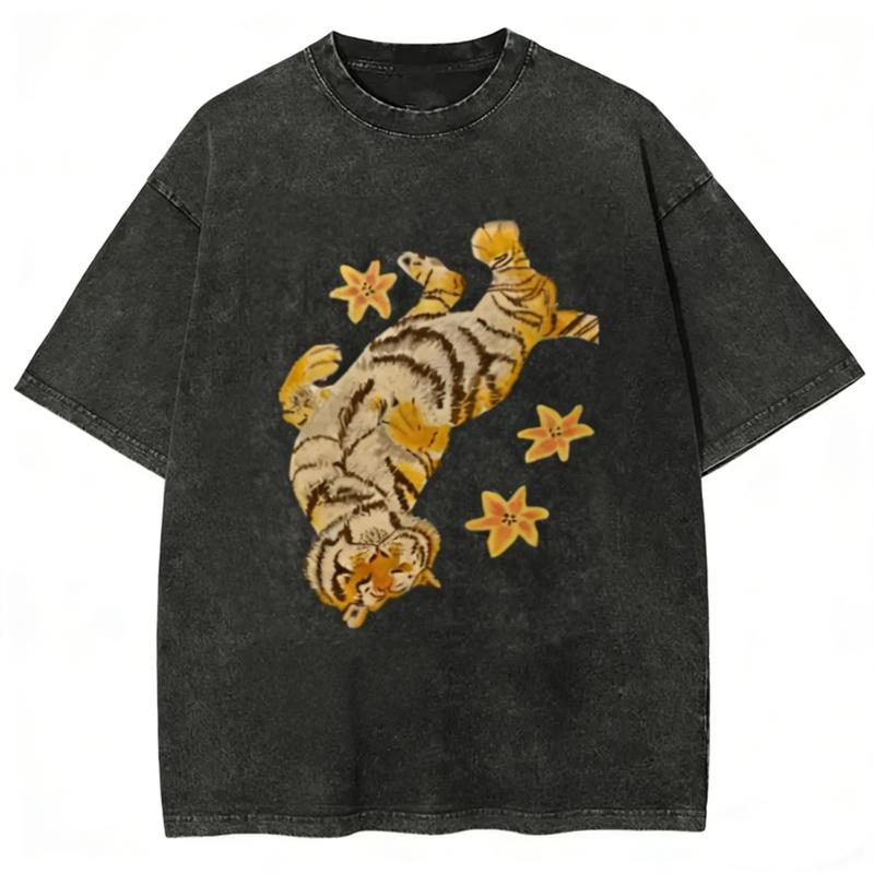 Vintage Washed Print T Shirt for Couples Featuring Tiger Pattern Star Embellishment Round Neck Short Sleeves Oversized Fit and Artistic Graphic Hem Detail